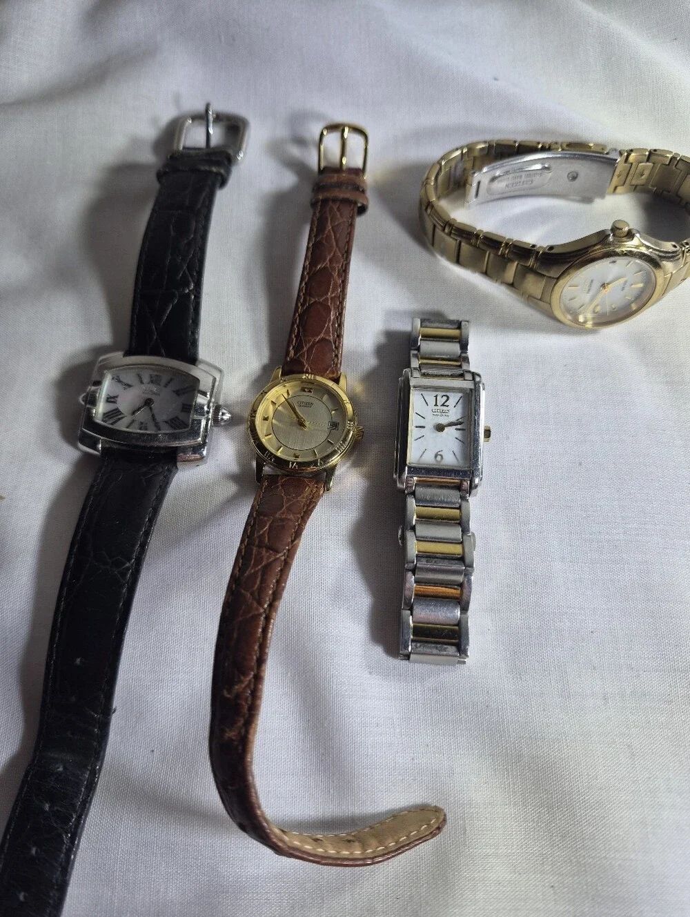Lot of 4 Vintage Citizen Women’s Quartz Watches - For Repair / Parts / Battery